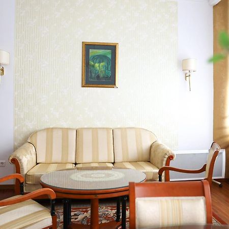 Apart-Hotel Integra Banja Luka Esterno foto