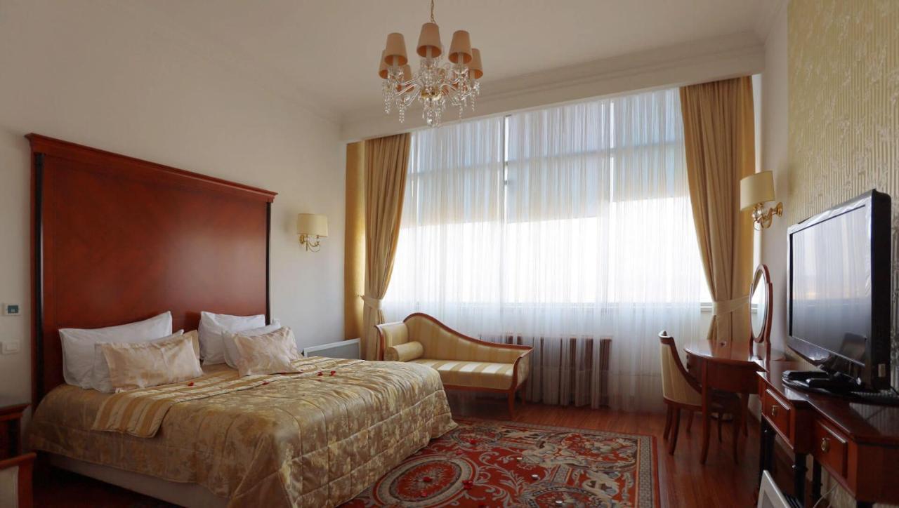 Apart-Hotel Integra Banja Luka Esterno foto
