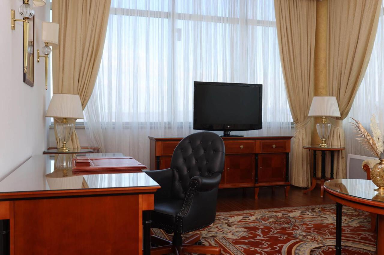 Apart-Hotel Integra Banja Luka Esterno foto