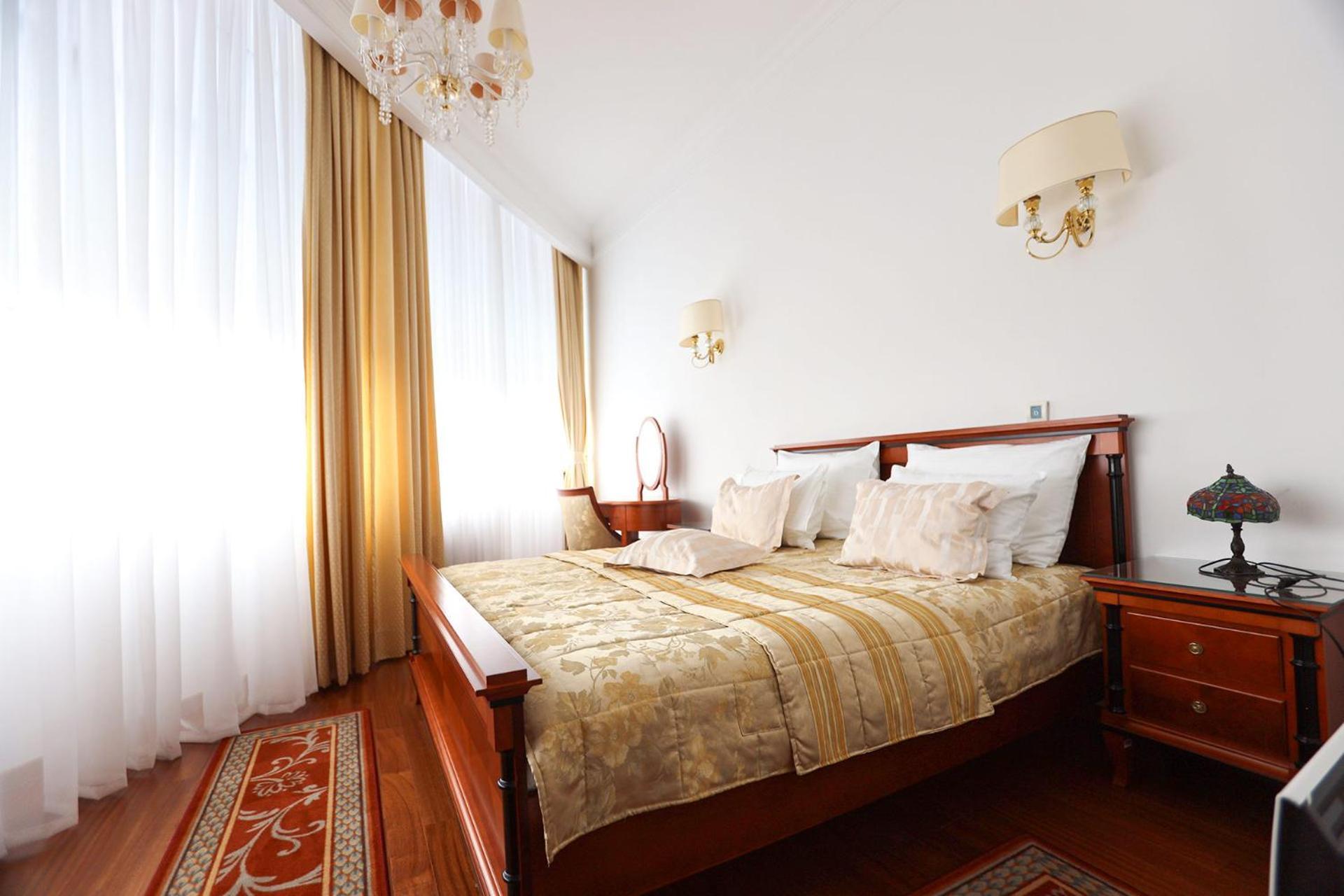 Apart-Hotel Integra Banja Luka Esterno foto